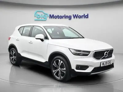 Used Volvo XC40 Inscription 150 HP (110 kW) 2019 White SUV