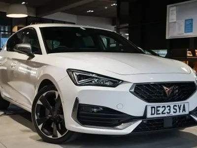 Usado Cupra Leon VZ1 241 CV (177 kW) 2023 Blanco Utilitario