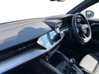 Usado Audi A3 S-Line 147 HP (108 kW) 2022 Branco Sedan