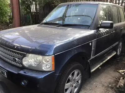 Używany Land Rover Range Rover Vogue 271 KM (199 kW) 2007 Niebieski SUV