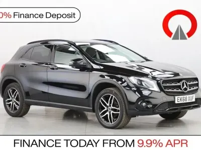 Usado Mercedes GLA180 Urban 122 HP (89 kW) 2018 Preto SUV