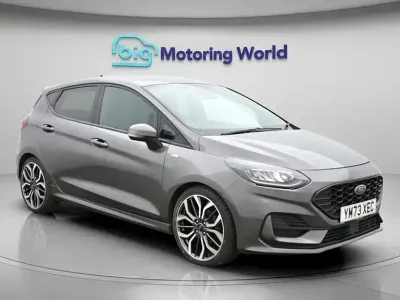 Używany Ford Fiesta ST-Line X 125 KM (91 kW) 2024 Szary Hatchback