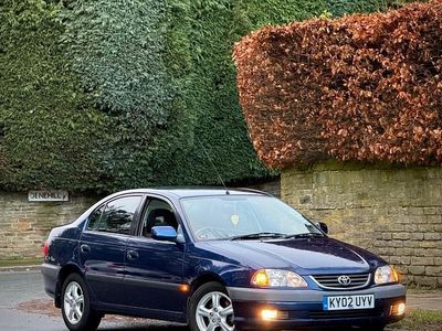 Blue Used 2002 Toyota Avensis Sedan | £1,750