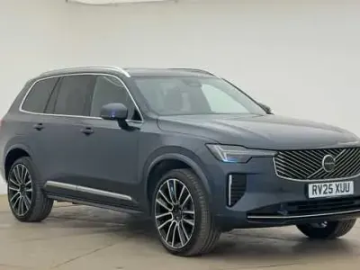 Usado Volvo XC90 Ultra 455 CV (334 kW) 2025 Azul SUV