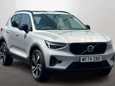 Used Volvo XC40 Ultra 194 HP (142 kW) 2024 Silver SUV