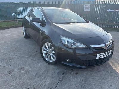 Black Used 2012 Vauxhall Astra GTC SRi Coupe | £2,495 (Fair price)