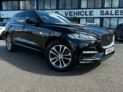 Used Jaguar F-Pace R-Sport 180 HP (132 kW) 2018 Black SUV