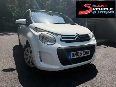 Used Citroën C1 Feel 82 HP (60 kW) 2016 White Hatchback