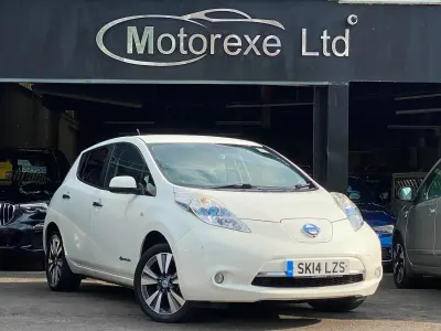 Used Nissan Leaf Tekna 80 kW (109 HP) 2014 White Hatchback
