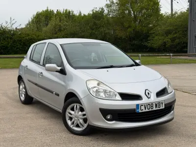 Used Renault Clio Expression 112 HP (82 kW) 2008 Silver Hatchback