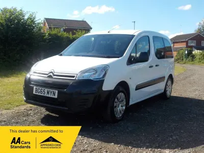 Used Citroën Berlingo Touch 2015 White MPV