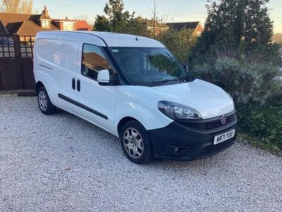 Used Fiat Doblò S 2021 White MPV