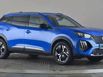 Second-hand Peugeot 2008 Allure 100 kW (136 CP) 2024 Albastru SUV