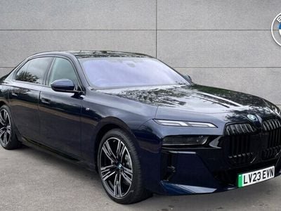 BMW i7