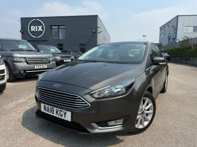 Used Ford Focus Titanium 120 HP (88 kW) 2018 Grey Hatchback