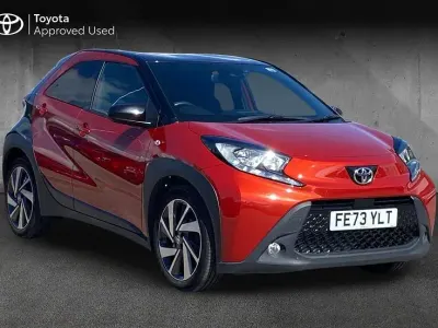 Used Toyota Aygo X 72 HP (52 kW) 2023 Red SUV