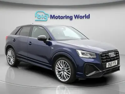 Używany Audi Q2 Black Edition 150 KM (110 kW) 2021 Niebieski SUV