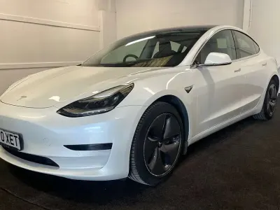 Used Tesla Model 3 Standard Range Plus 239 kW (325 HP) 2020 Sedan
