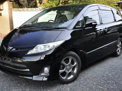 Used Toyota Estima 2011 Black MPV