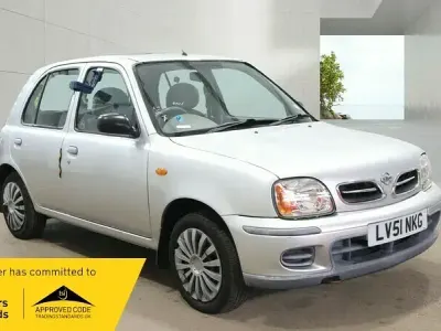 Used Nissan Micra S 60 HP (44 kW) 2001 Silver Hatchback
