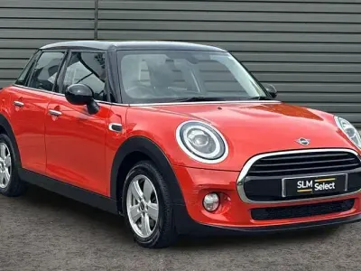 Używany Mini Cooper Hatch 136 KM (100 kW) 2018 Hatchback