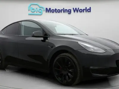 Used Tesla Model Y Long Range AWD 286 kW (389 HP) 2025 SUV