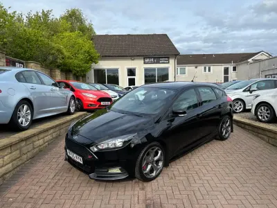 Używany Ford Focus ST 2015 Czarny Hatchback