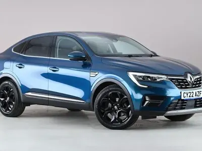 Used Renault Arkana Version S 143 HP (105 kW) 2022 Blue SUV