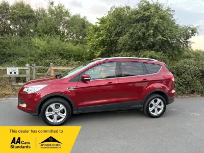 Used Ford Kuga Zetec 150 HP (110 kW) 2016 Red SUV