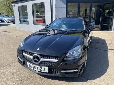 Begagnad Mercedes SLK250 AMG 2015 Svart Cab