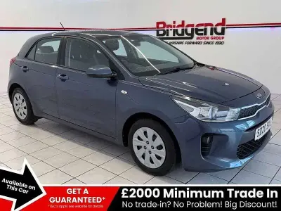 Used Kia Rio 84 HP (61 kW) 2020 Blue Hatchback