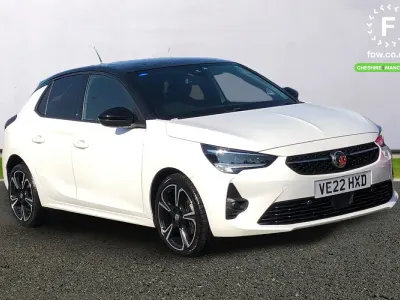 Used Vauxhall Corsa Edition 101 HP (74 kW) 2022 White Hatchback