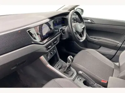 Used VW Polo Life 95 HP (69 kW) 2024 Silver Hatchback