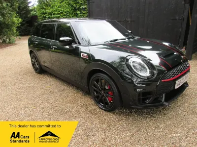 Used Mini John Cooper Works Clubman Sport 302 HP (222 kW) 2023 Green Estate