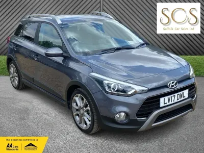 Used Hyundai i20 Active 100 HP (73 kW) 2017 Grey Hatchback