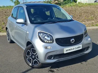 Used Smart ForFour Premium 71 HP (52 kW) 2018 Silver Hatchback