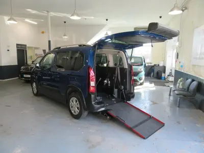 Used Peugeot Rifter Allure 2019 Blue MPV