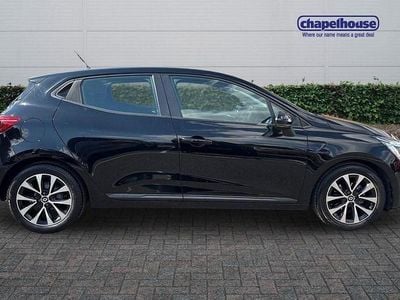 Używany Renault Clio V Iconic 2021 Czarny Hatchback