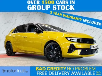 Used Vauxhall Astra GS Line 130 HP (95 kW) 2022 Yellow Hatchback