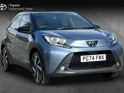 Used Toyota Aygo X 71 HP (52 kW) 2024 Persian salt with black SUV