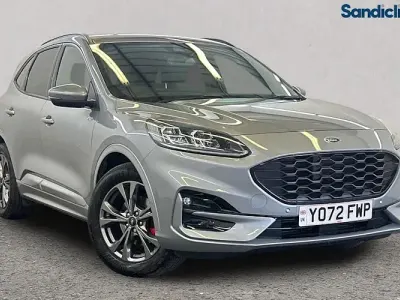 Usado Ford Kuga ST-Line 150 CV (110 kW) 2023 Plateado SUV