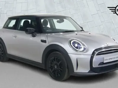 Used Mini Cooper Classic 134 HP (98 kW) 2024 Silver Hatchback