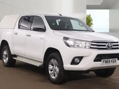Used Toyota HiLux 150 HP (110 kW) 2019 White Pickup
