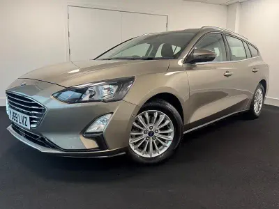 Used Ford Focus Titanium 125 HP (91 kW) 2019 Silver Estate