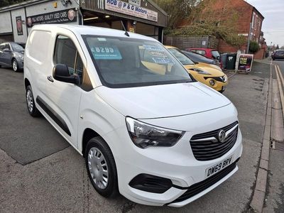 White Used 2020 Vauxhall Combo Sportive MPV | £7,995 (Fair price)