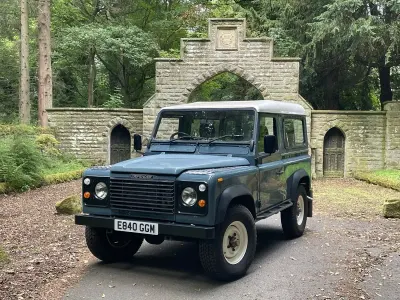 Used Land Rover Defender 90 HP (66 kW) 1988 Blue SUV