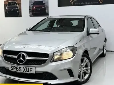Used Mercedes A180 109 HP (80 kW) 2015 Silver Hatchback