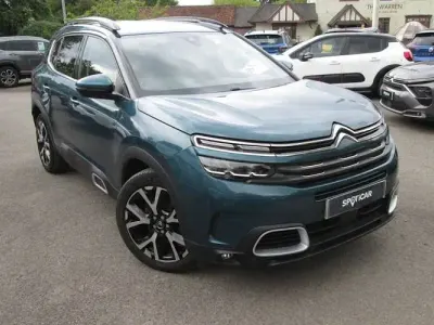 Begagnad Citroën C5 Shine 226 HK (166 kW) 2022 Halvkombi