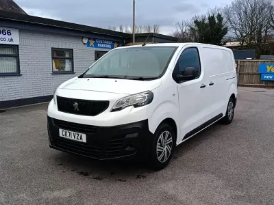 Używany Peugeot Expert Premium 2022 Biały Van