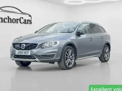 Used Volvo V60 CC 190 HP (139 kW) 2017 Estate